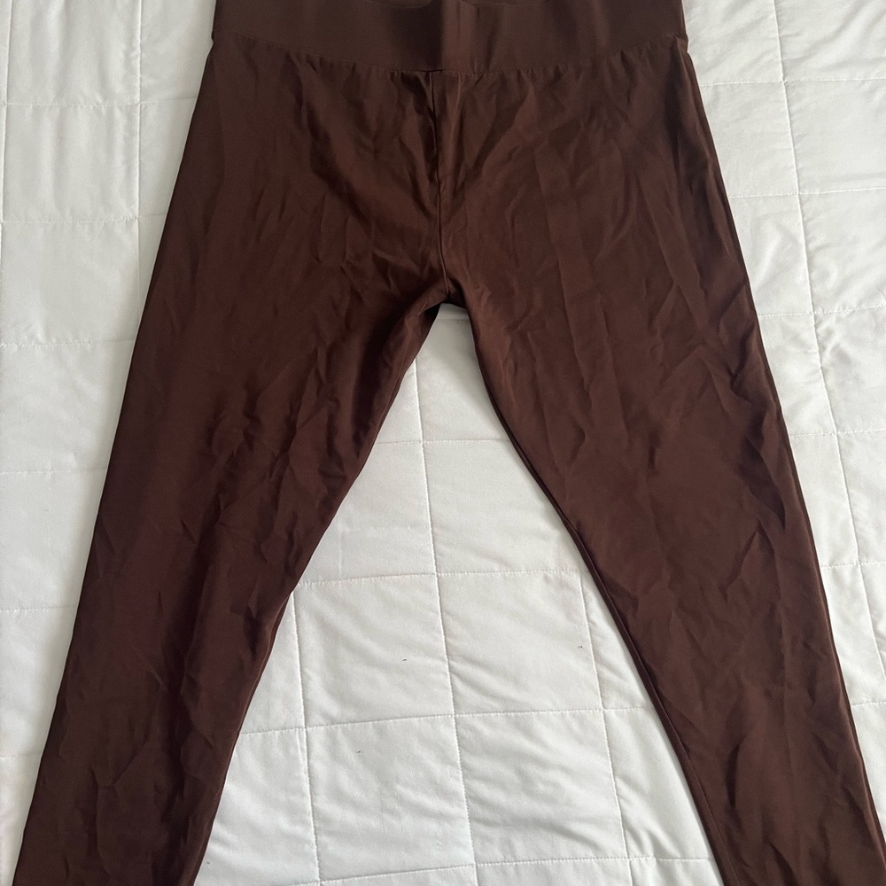 LOGO by Lori Goldstein Brown Leggings Stretchy Full-Length